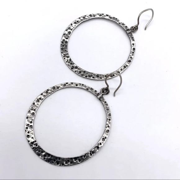 Silpada Jewelry - Silpada Hammered Oxidized Sterling Hoop Earrings